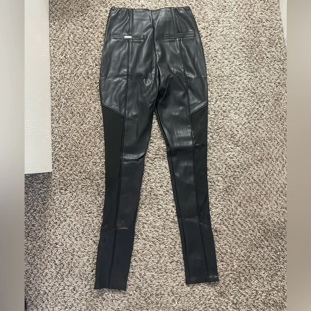 Manier de voir Vegan leather and patent rubbed black leggings - Picture 8 of 15